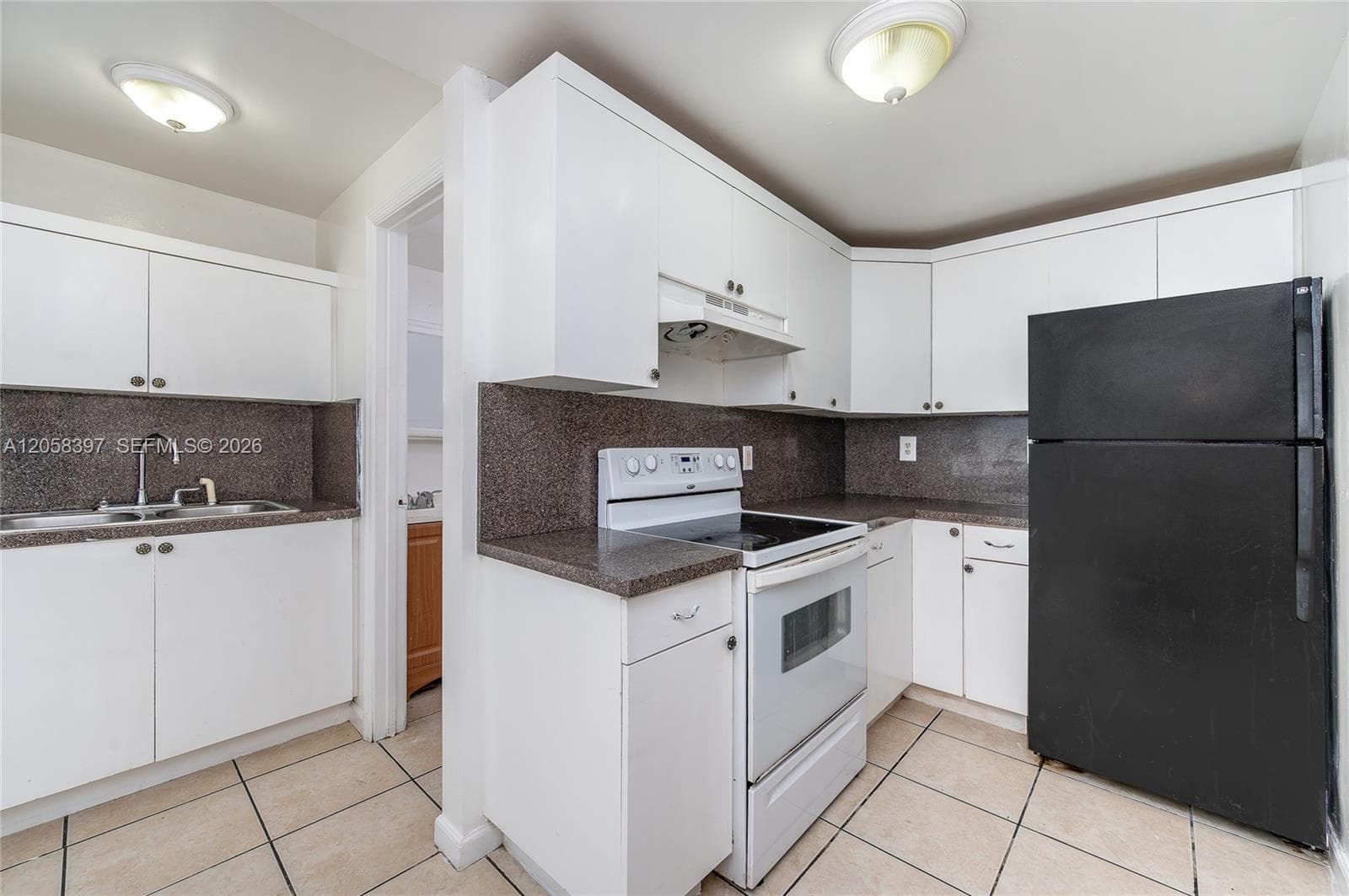 6980 NW 186th St # 3-128A, Hialeah, FL 33015 — zdjęcie 2