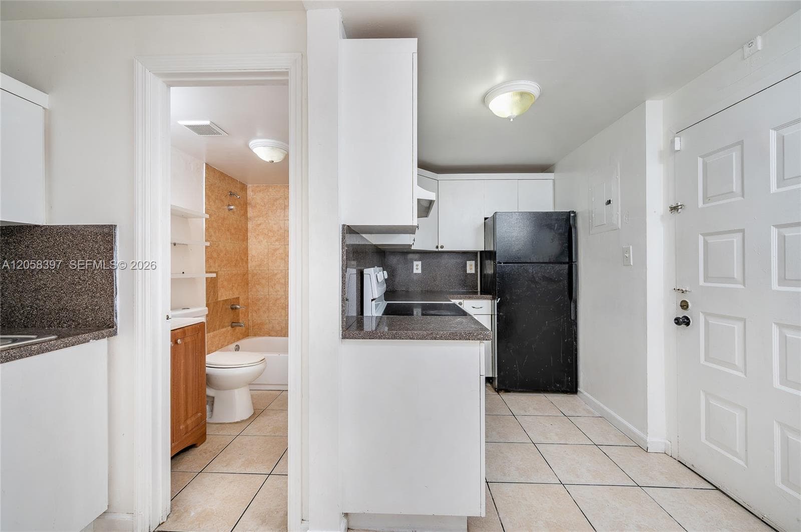 6980 NW 186th St # 3-128A, Hialeah, FL 33015 — zdjęcie 3