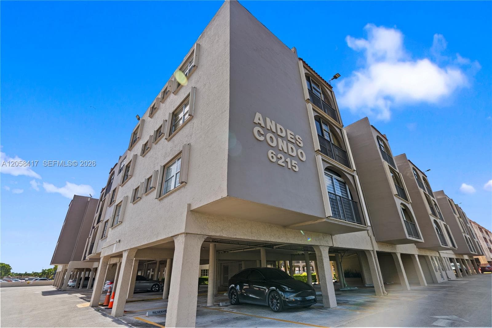 6215 W 20th Ave # 402, Hialeah, FL 33012