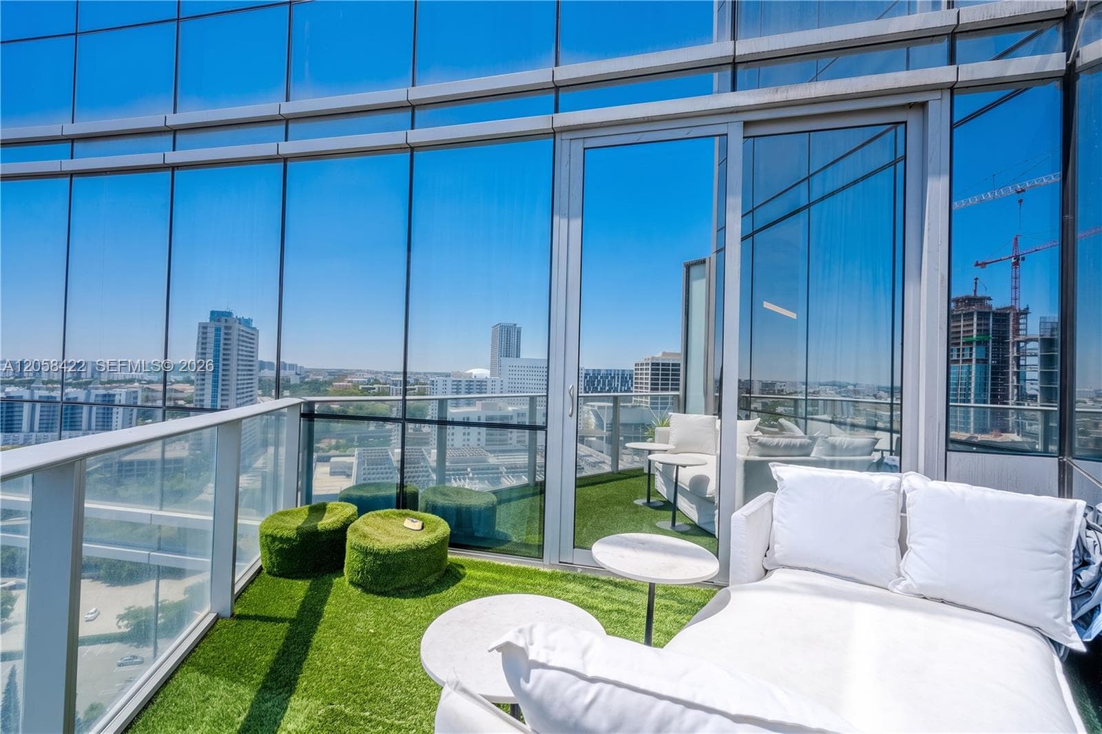 851 NE 1st Ave # 1802, Miami, FL 33132 — zdjęcie 3