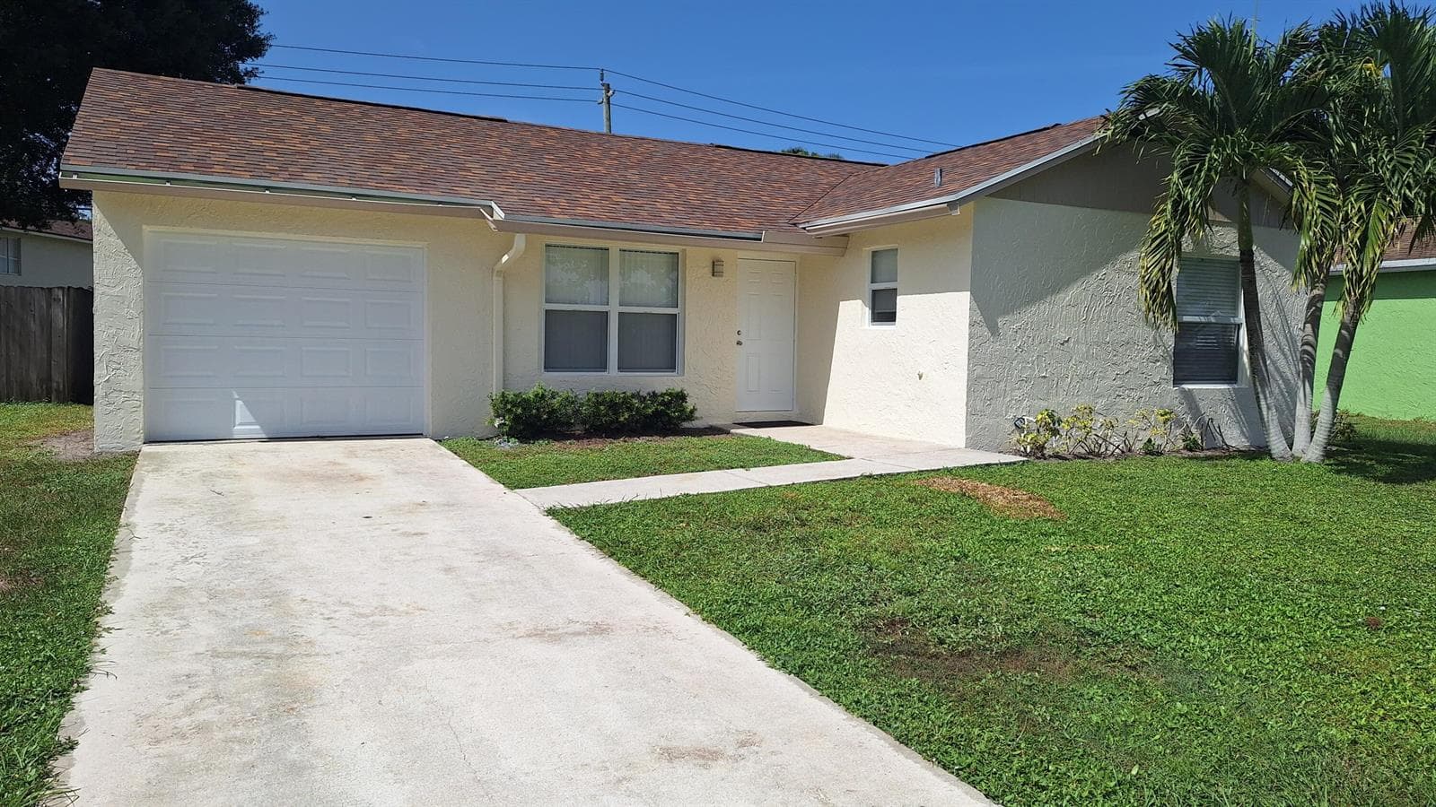 135 Village Circle, Jupiter, FL 33458