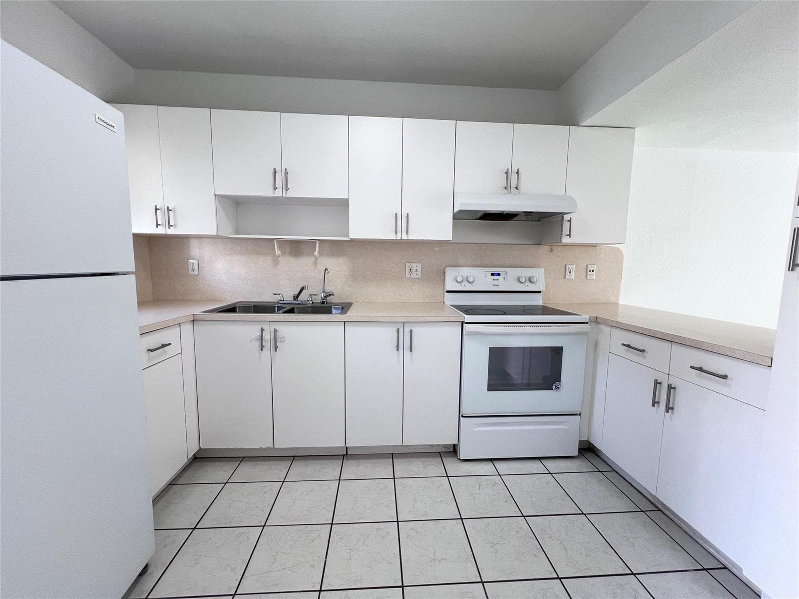 519 W 68th Street # 4, Hialeah, FL 33014 — zdjęcie 2