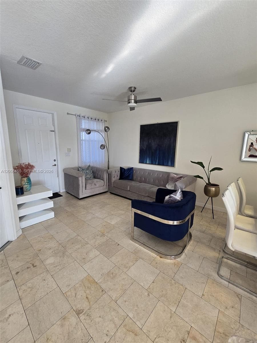7950 NW 108th Pl, Doral, FL 33178 — zdjęcie 3