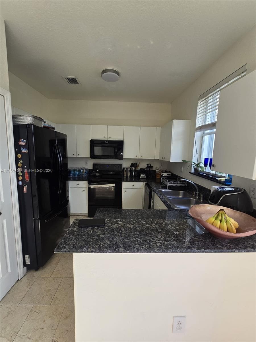 7950 NW 108th Pl, Doral, FL 33178 — zdjęcie 5