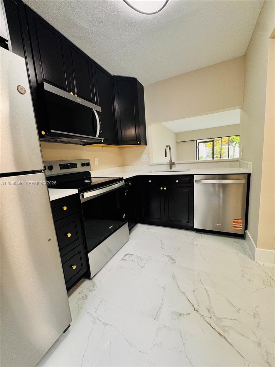3939 NE 5th Ave # C106, Boca Raton, FL 33431 — zdjęcie 2