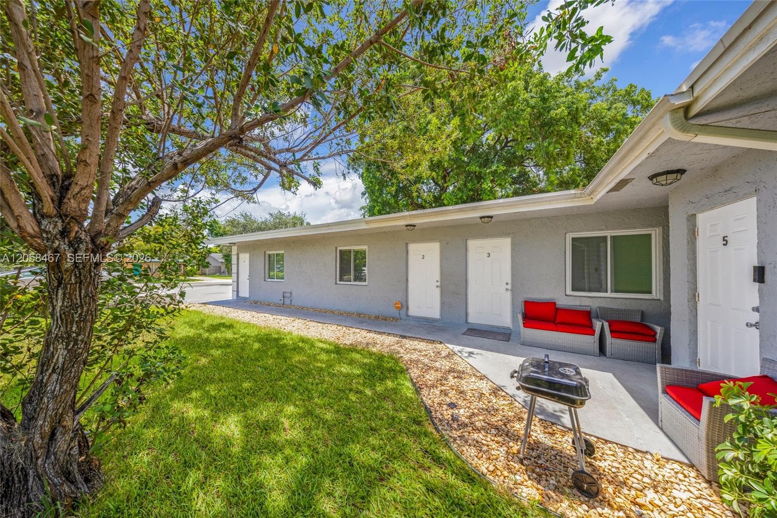 1109 NW 6th Ave, Pompano Beach, FL 33060 — zdjęcie 2