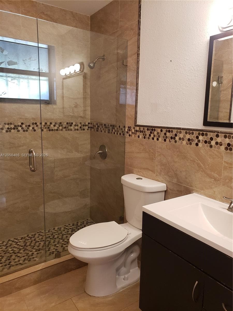 2998 NW 30th St # 2995 2 bedroom, Miami, FL 33142 — zdjęcie 4