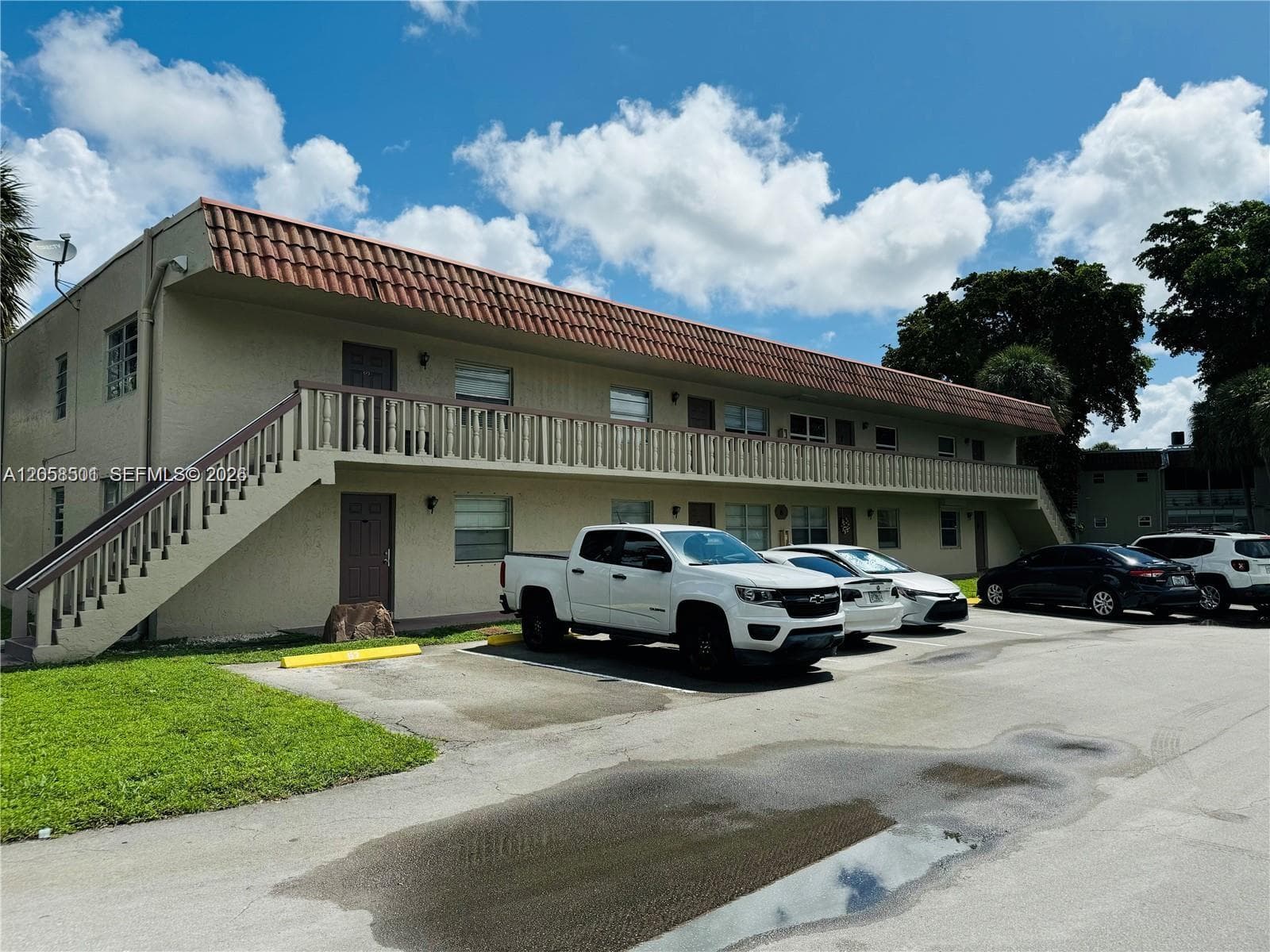 3777 NW 78th Ave # 8E, Davie, FL 33024 — zdjęcie 2