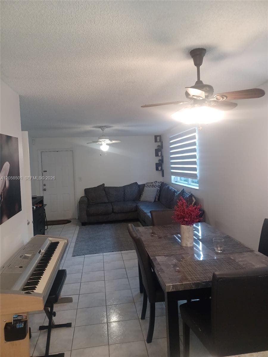 3777 NW 78th Ave # 8E, Davie, FL 33024 — zdjęcie 5