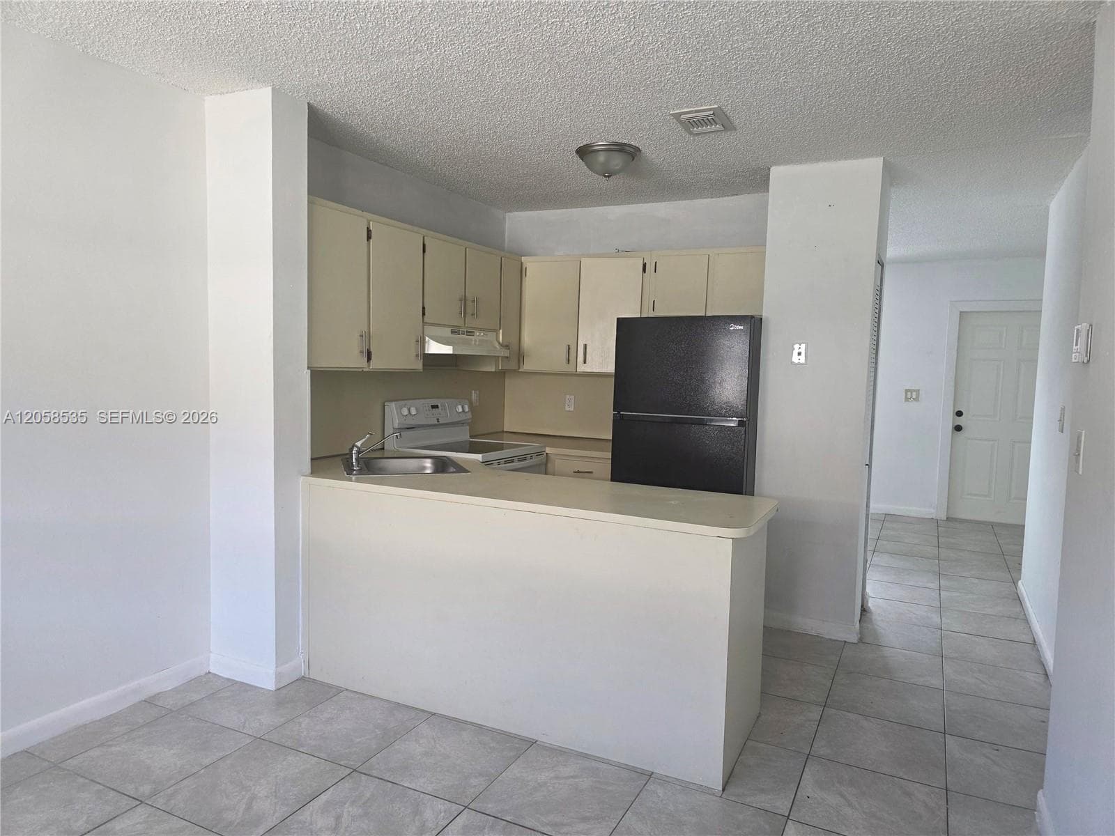 5525 W 24th Way # 11, Hialeah, FL 33016 — zdjęcie 3