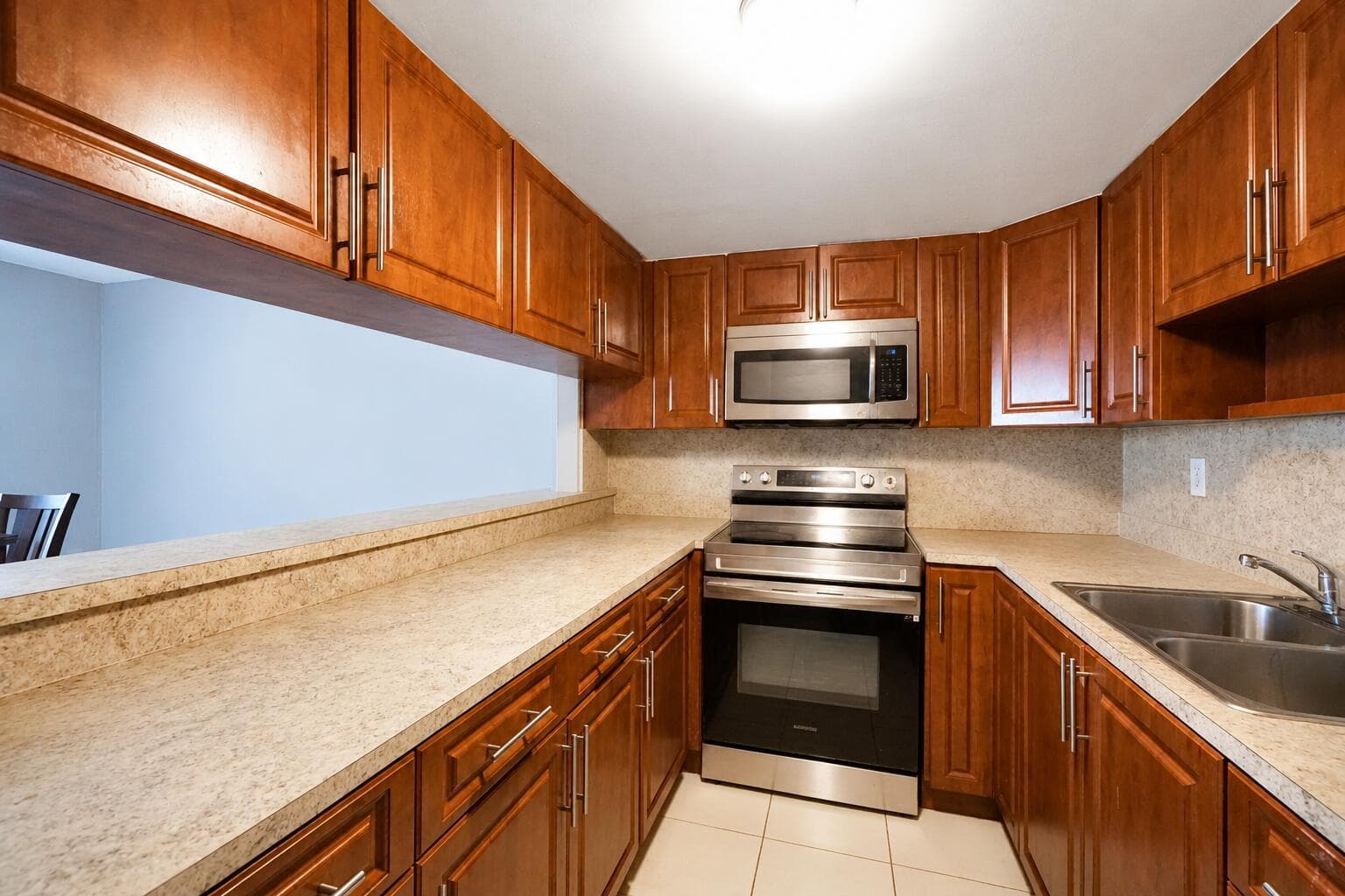 1067 W 43rd Place # 68, Hialeah, FL 33012 — zdjęcie 5