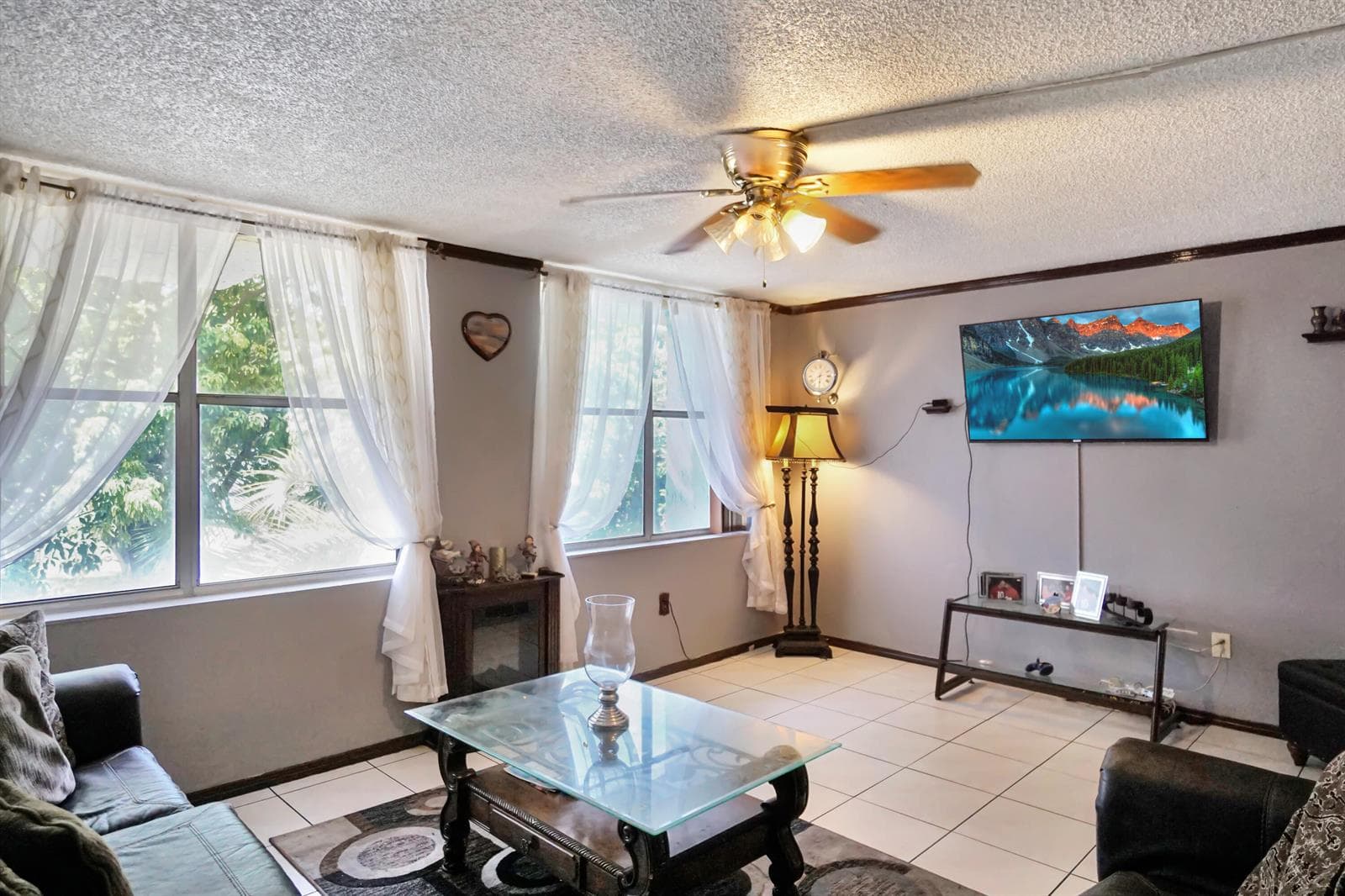 1067 W 43rd Place # 68, Hialeah, FL 33012 — zdjęcie 4