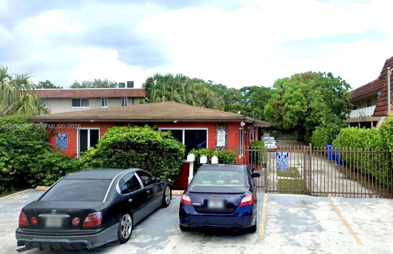 2513 Lincoln St, Hollywood, FL 33020 — zdjęcie 3