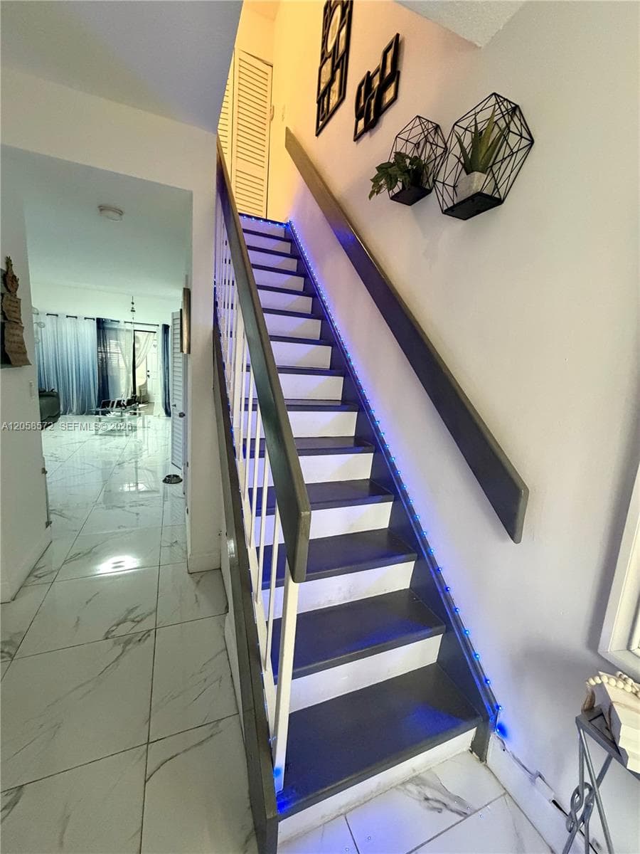 270 NW 71st Ave # 4, Miami, FL 33126 — zdjęcie 3