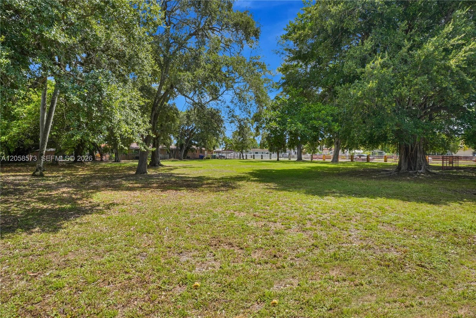 2810 NW 14th St, Miami, FL 33125 — zdjęcie 5
