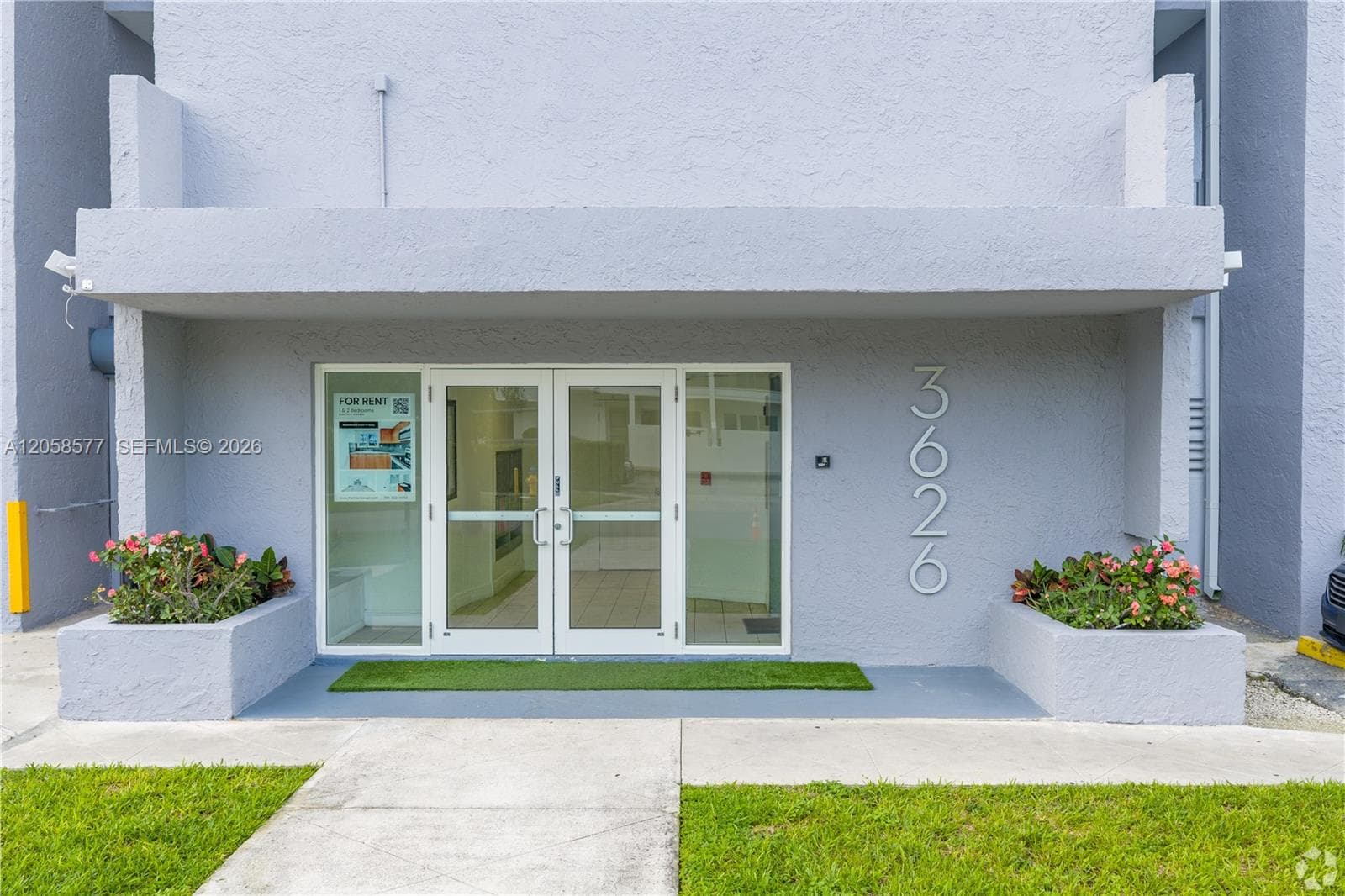 3626 NE 168th St # 202, North Miami Beach, FL 33160 — zdjęcie 2