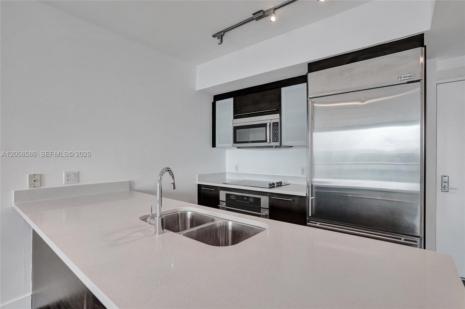 55 SE 6th St # 3604, Miami, FL 33131 — zdjęcie 3
