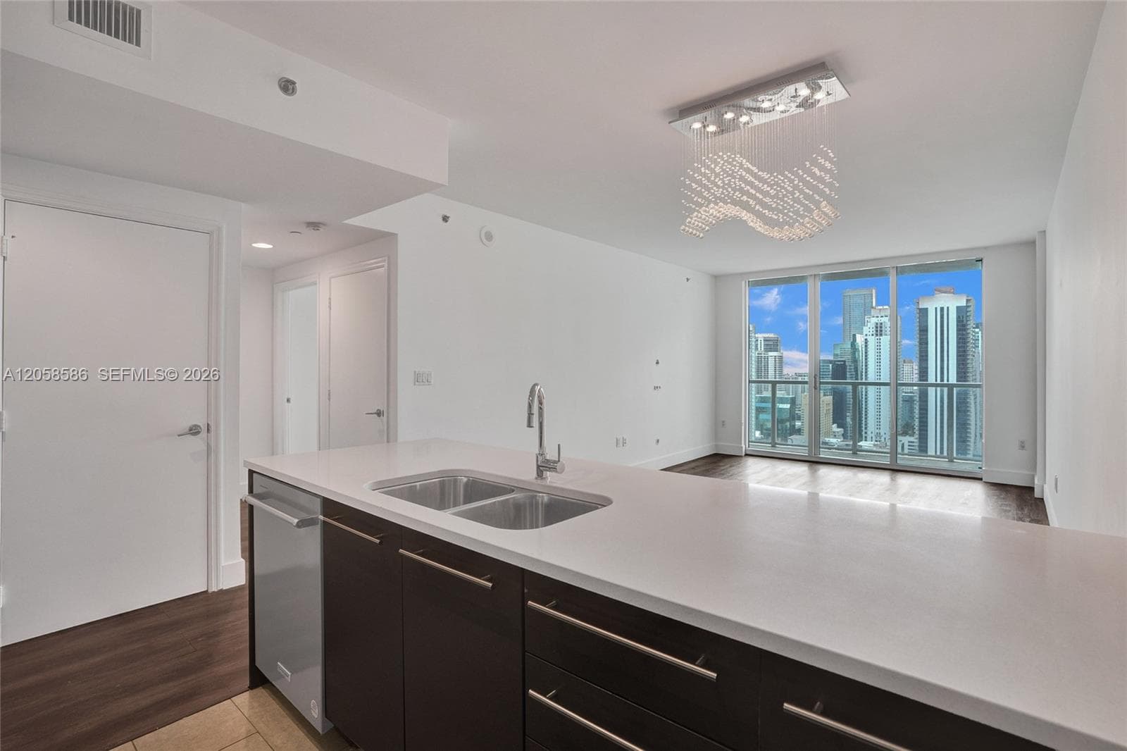 55 SE 6th St # 3604, Miami, FL 33131