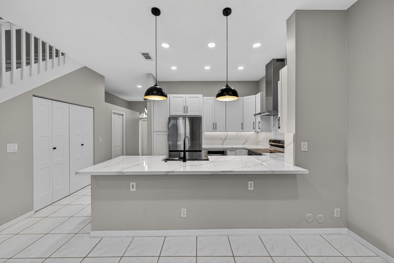 835 NE 17th Way, Fort Lauderdale, FL 33304 — zdjęcie 3
