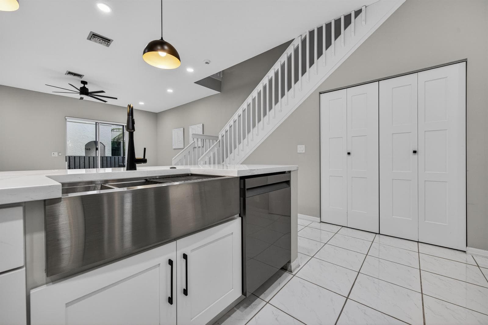 835 NE 17th Way, Fort Lauderdale, FL 33304 — zdjęcie 5