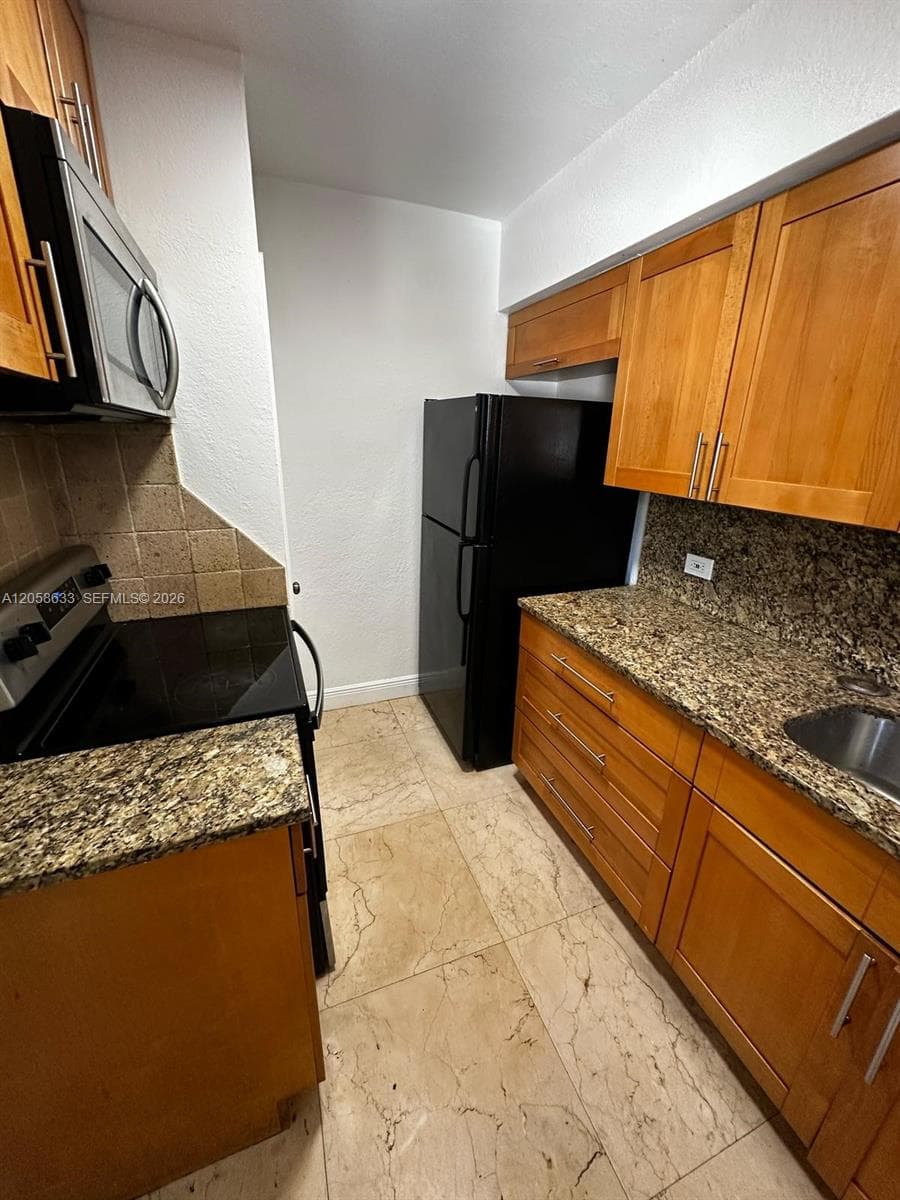 903 NE 111th St # 903, Biscayne Park, FL 33161 — zdjęcie 2