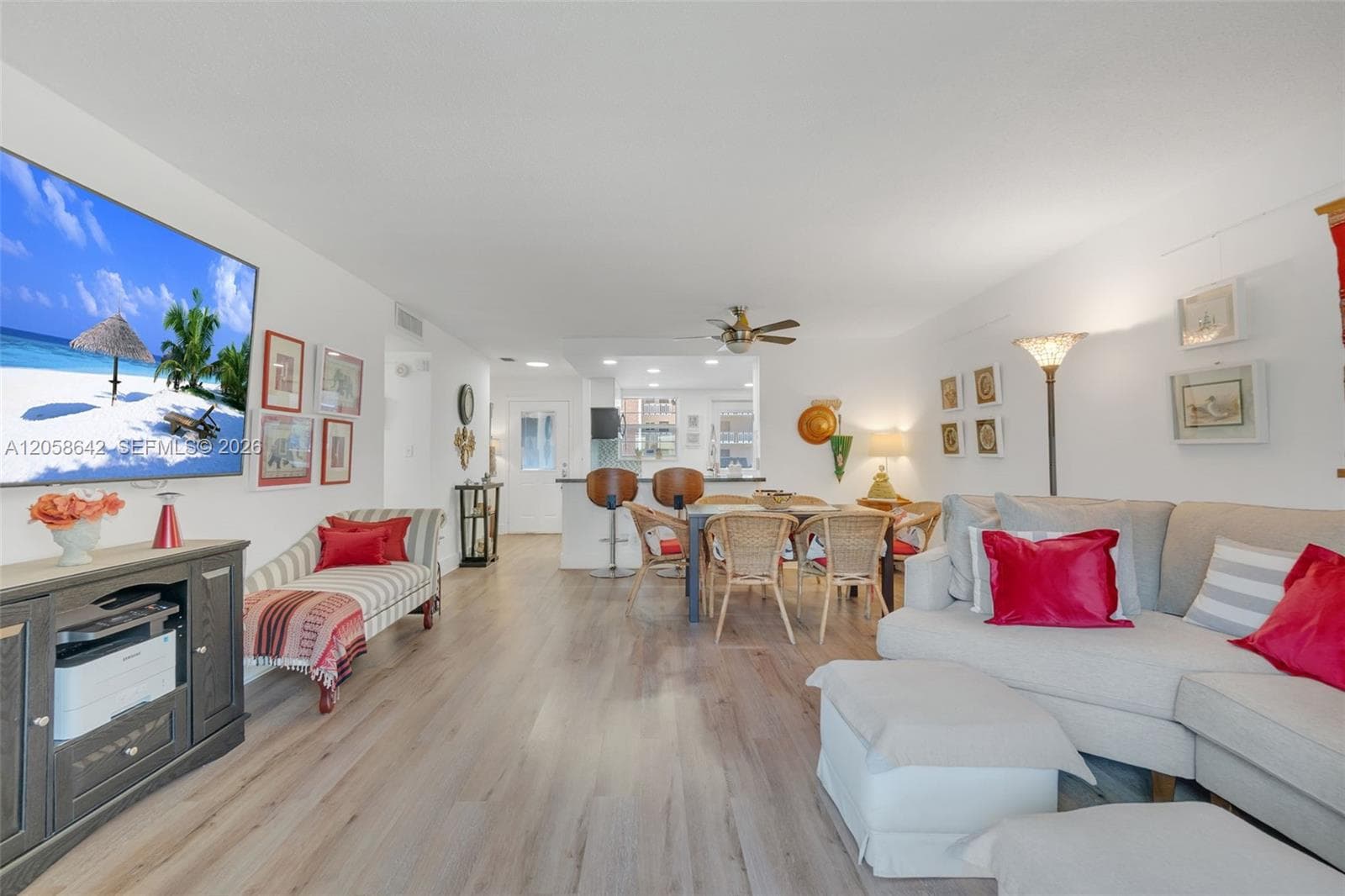 233 NE 14th Ave # 108, Hallandale Beach, FL 33009 — zdjęcie 4