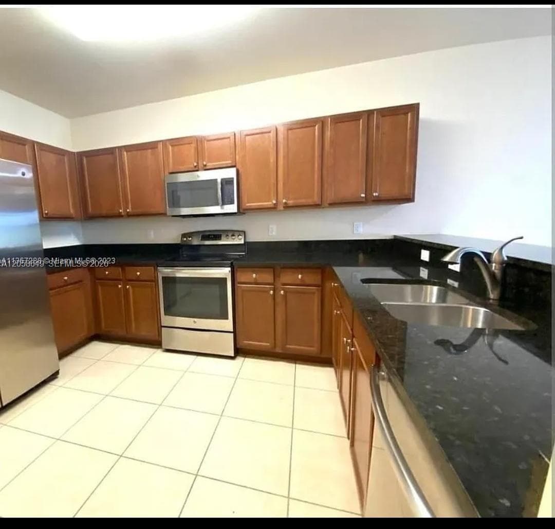 8930 NW 97th Ave # 202, Doral, FL 33178 — zdjęcie 2