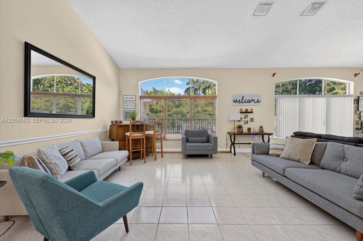 4025 SW 152nd Ave, Miramar, FL 33027 — zdjęcie 5