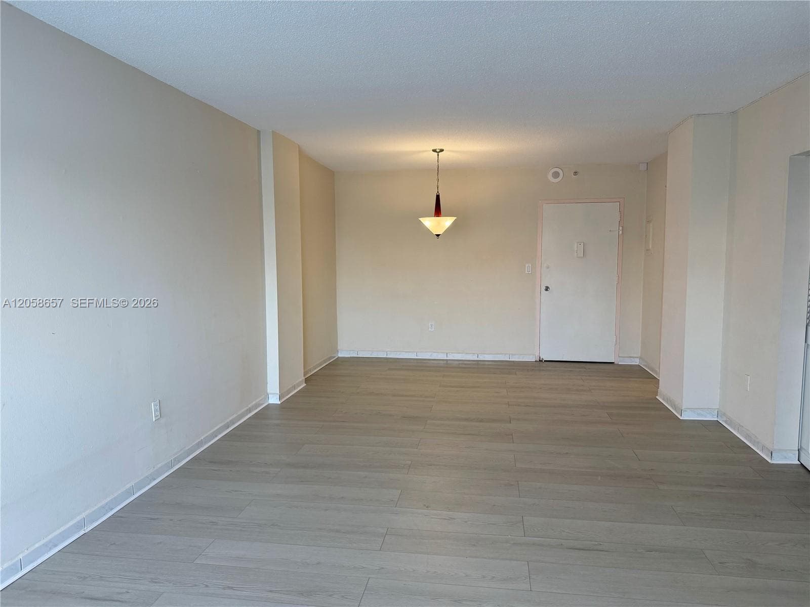 400 Kings Point Dr # 311, Sunny Isles Beach, FL 33160 — zdjęcie 2