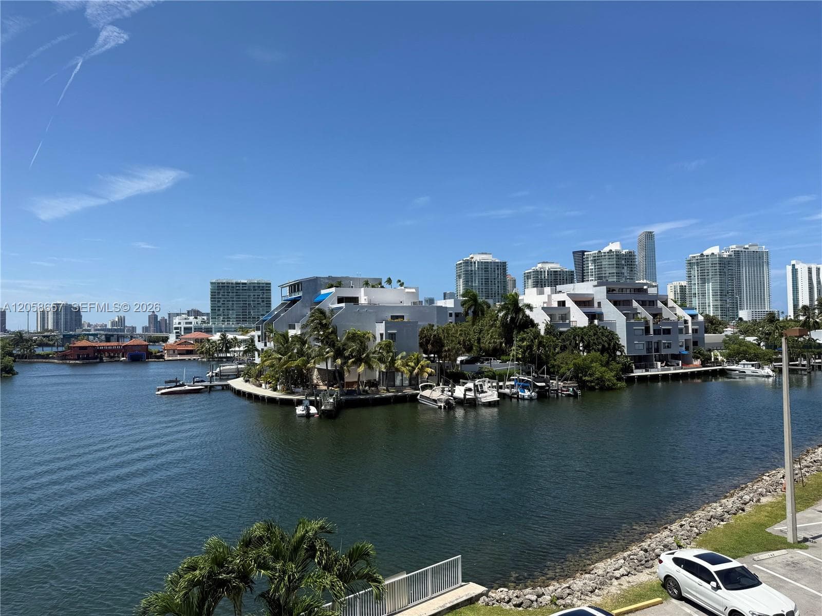 400 Kings Point Dr # 311, Sunny Isles Beach, FL 33160