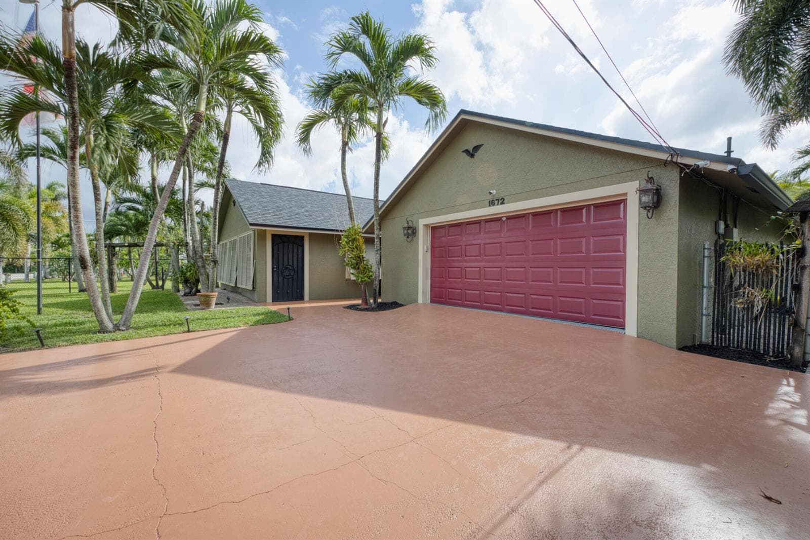 1672 ERIE Terrace, Palm Springs, FL 33406 — zdjęcie 2