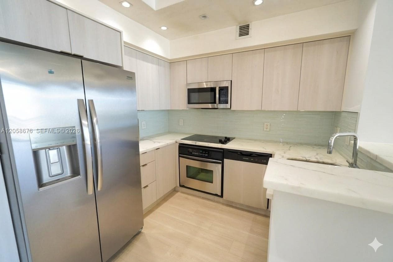 325 S Biscayne Blvd # 3314, Miami, FL 33131 — zdjęcie 5