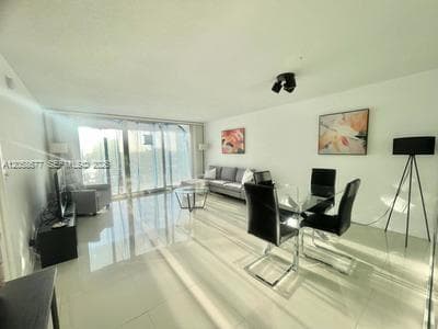 2030 S Ocean Dr # 903, Hallandale Beach, FL 33009