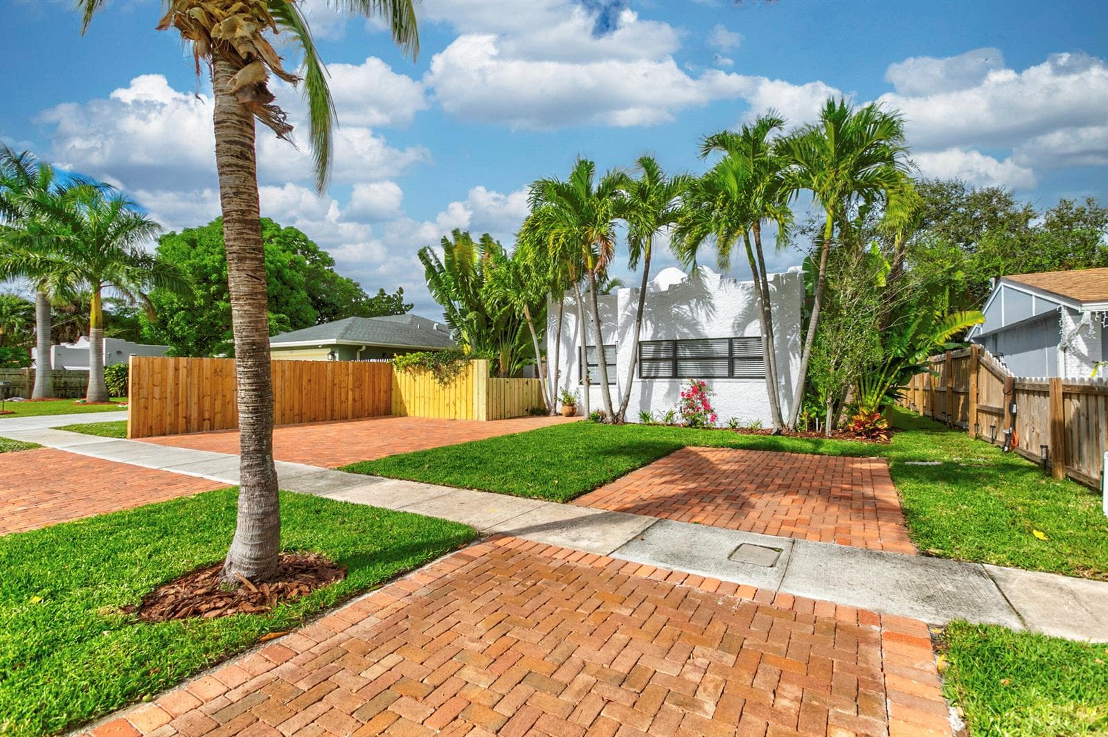 721 Franklin Road, West Palm Beach, FL 33405 — zdjęcie 2