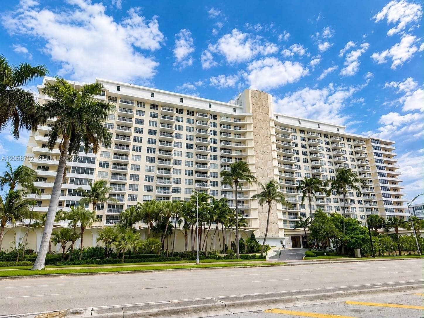 5600 Collins Ave # 17U, Miami Beach, FL 33140