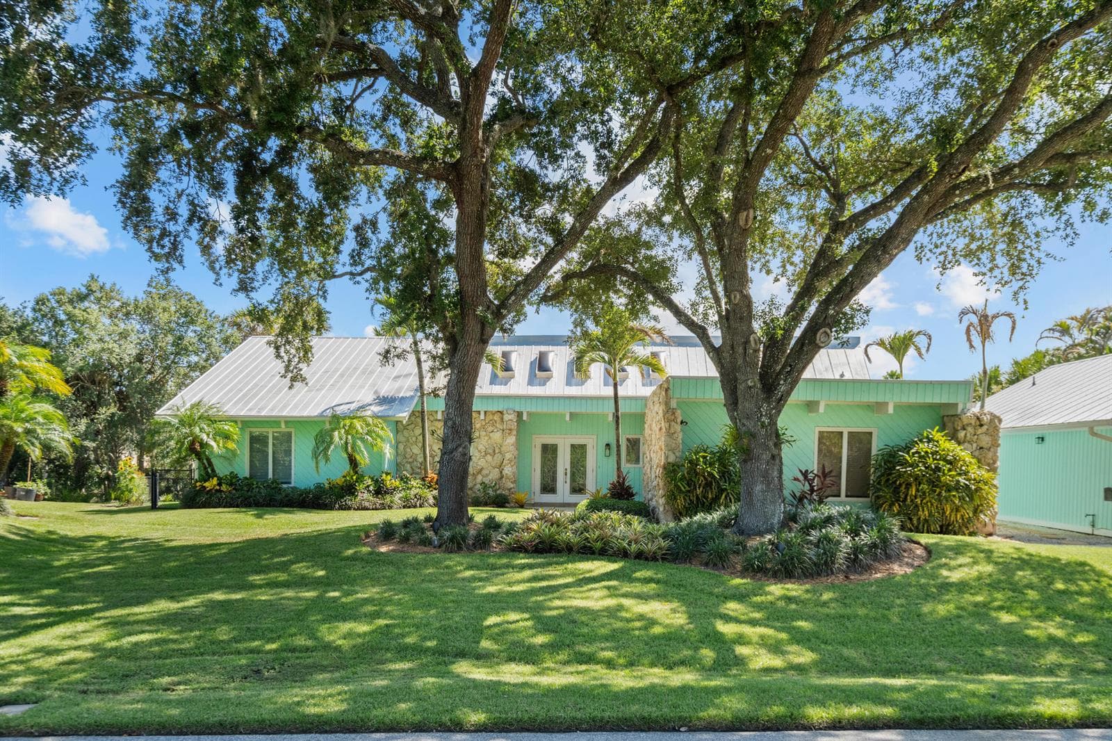 220 SW WILLOW LAKE Trail, Stuart, FL 34997 — zdjęcie 2