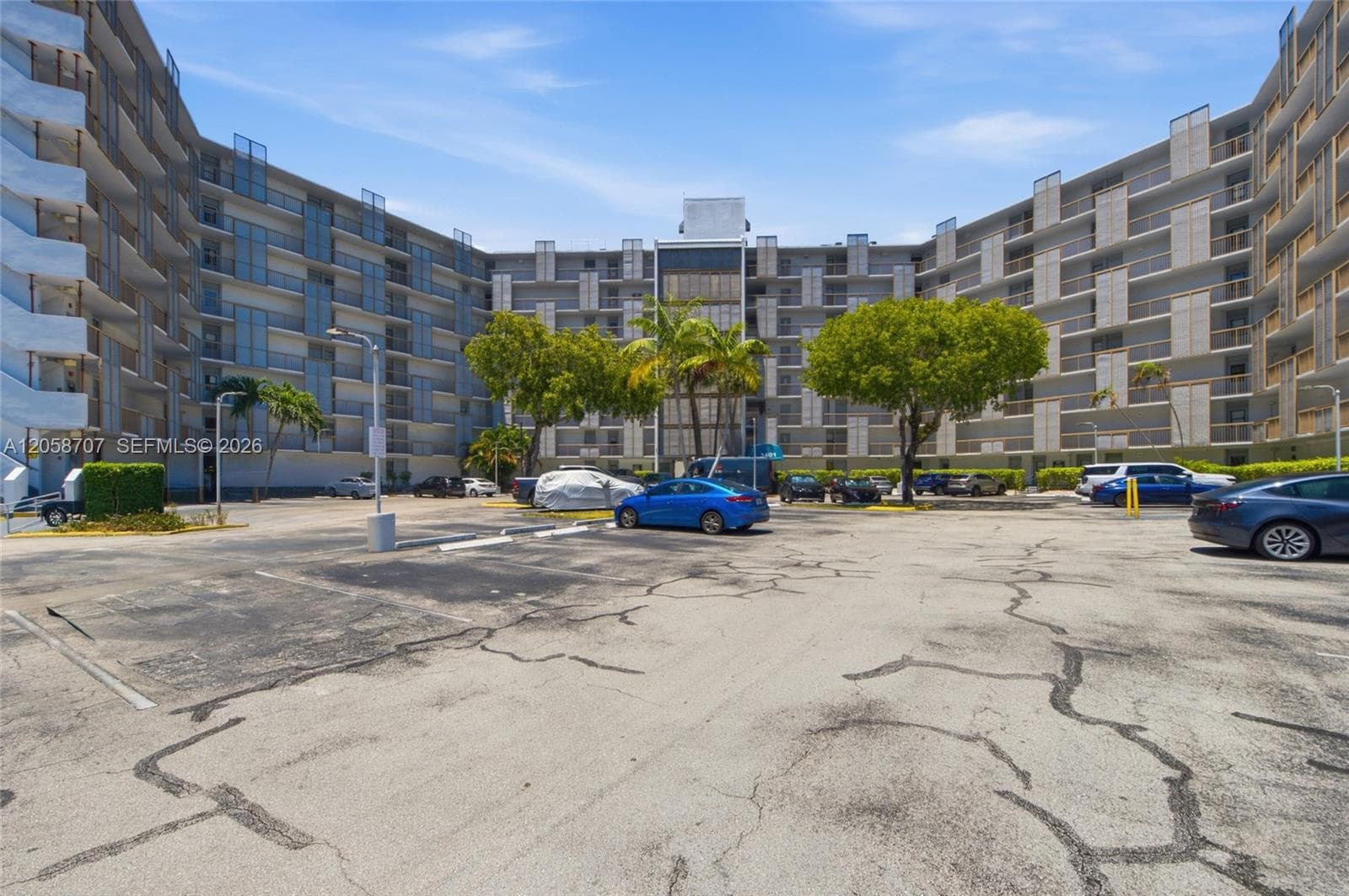 3401 N Country Club Dr # 804, Aventura, FL 33180 — zdjęcie 2