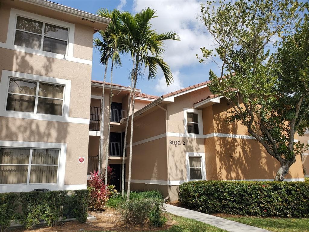 8851 WILES Road # 201, Coral Springs, FL 33067 — zdjęcie 2