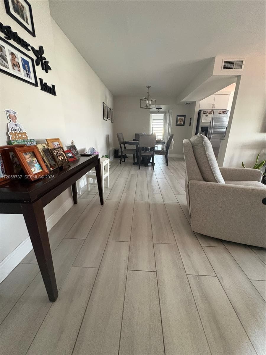 7620 Carlyle Ave # 502, Miami Beach, FL 33141 — zdjęcie 2