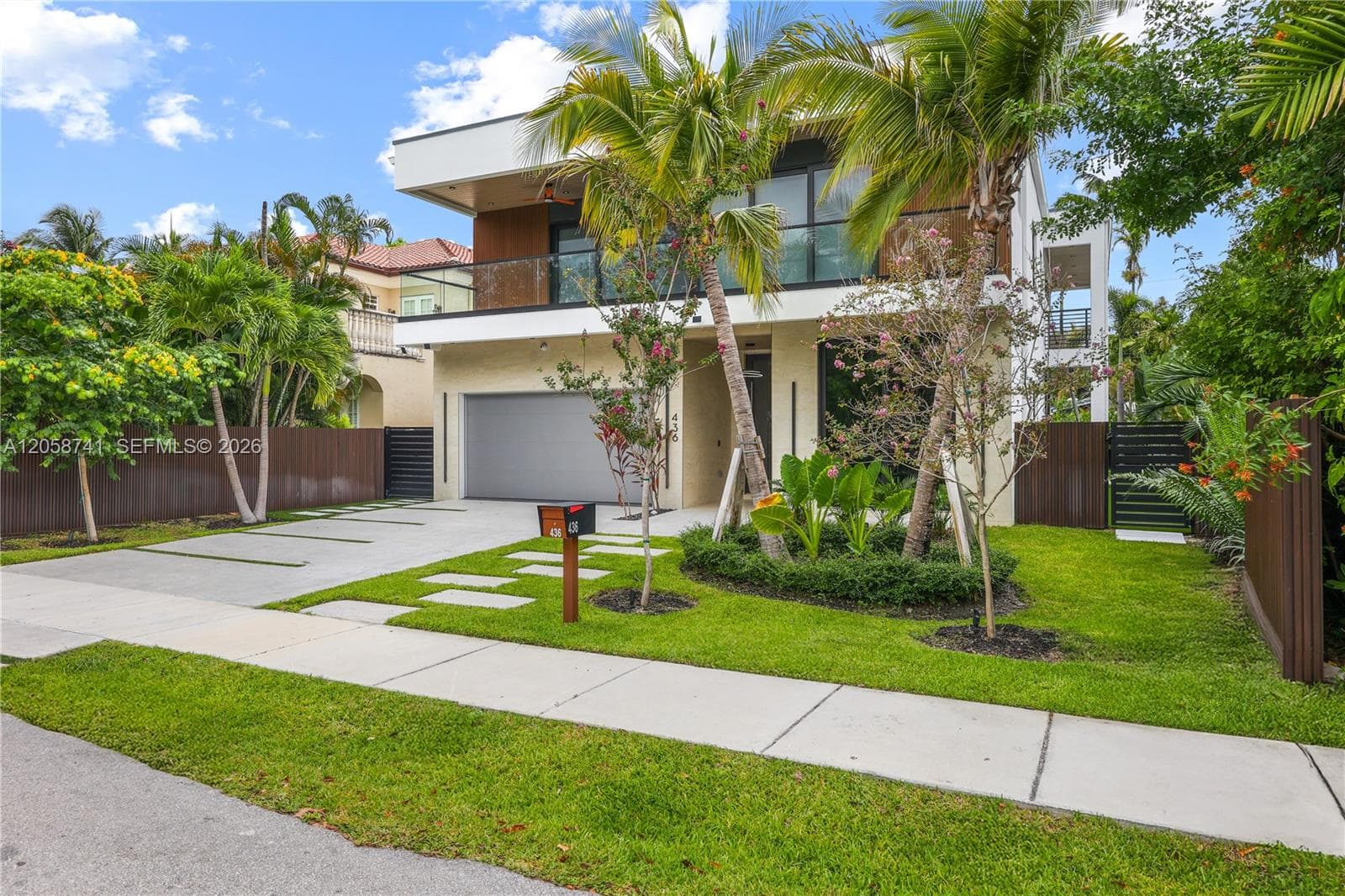 436 NE 10th Ave, Fort Lauderdale, FL 33301 — zdjęcie 2