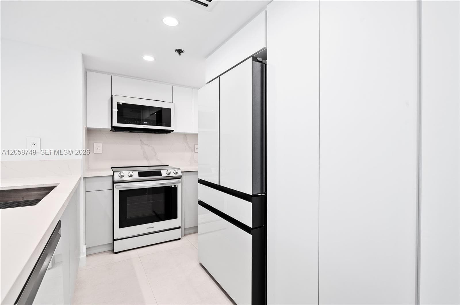 540 Brickell Key Dr # 719, Miami, FL 33131 — zdjęcie 3