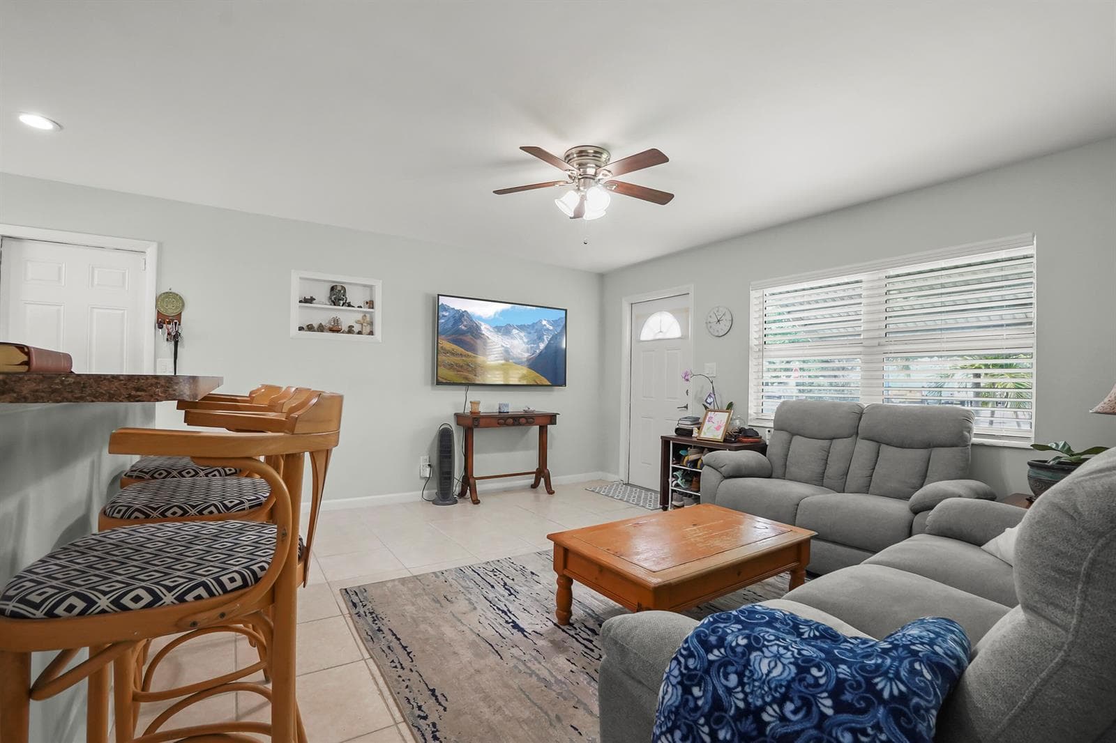 3231 Vassallo Avenue, Palm Springs, FL 33461 — zdjęcie 2