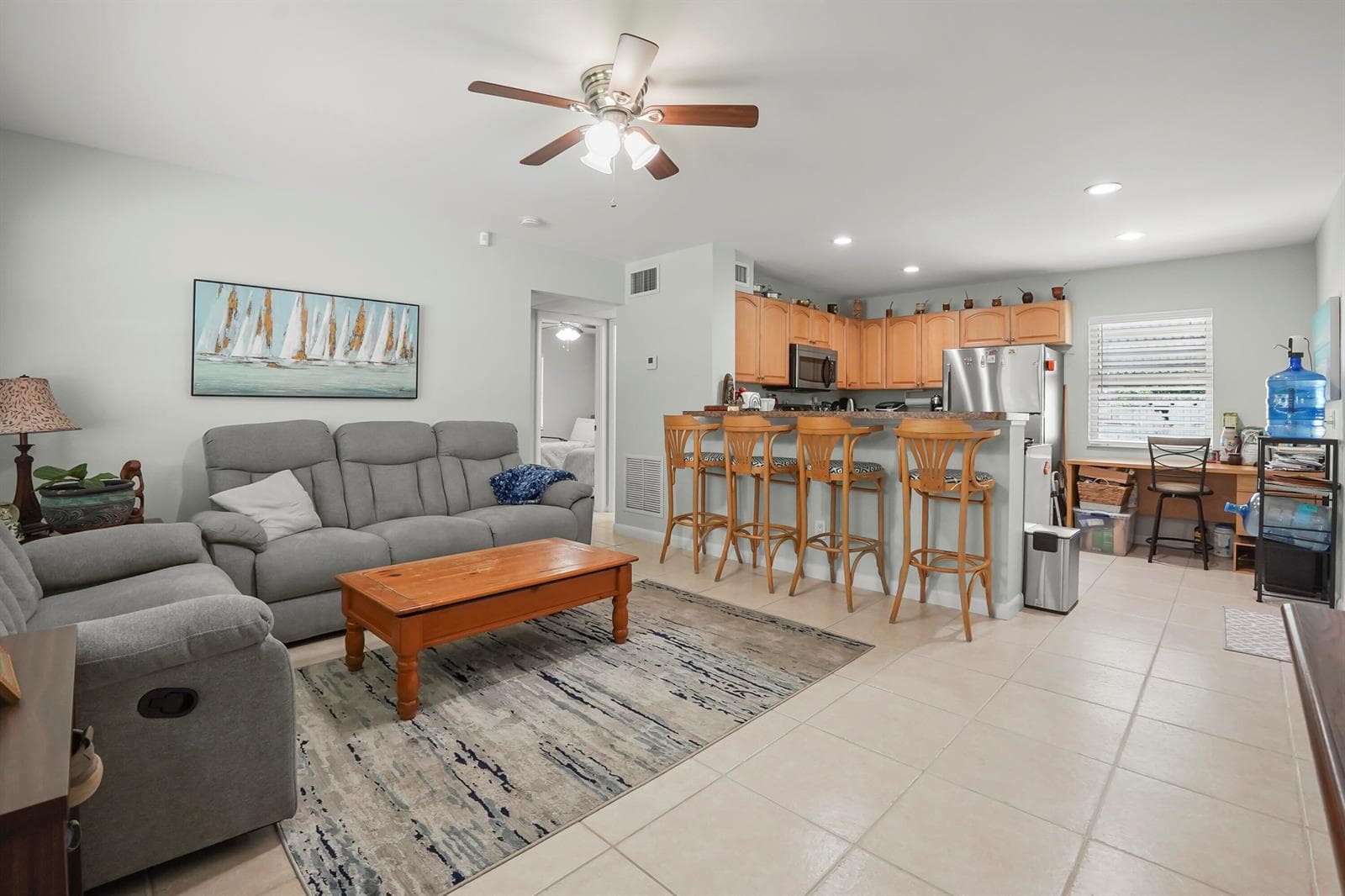 3231 Vassallo Avenue, Palm Springs, FL 33461
