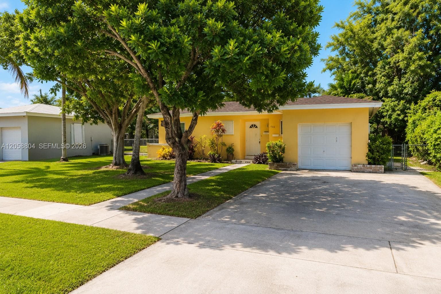 948 NW 9th Ct, Homestead, FL 33030 — zdjęcie 3