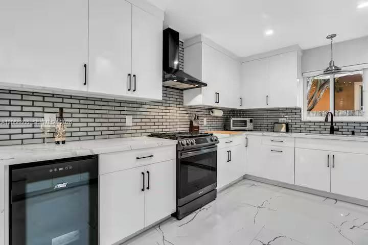3204 Robbins Rd, Pompano Beach, FL 33062 — zdjęcie 4