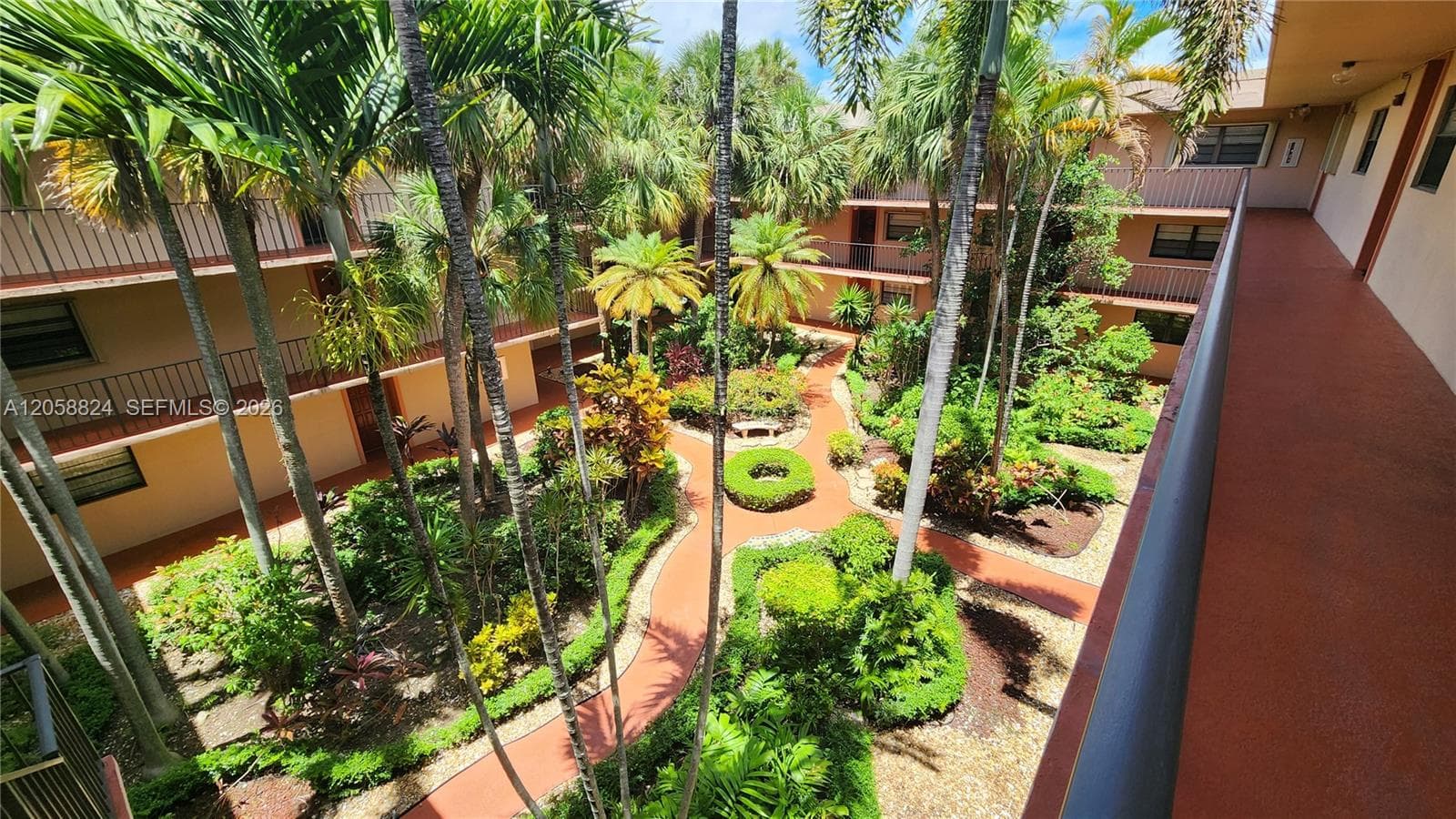 10985 SW 107th St # 304, Miami, FL 33176 — zdjęcie 3