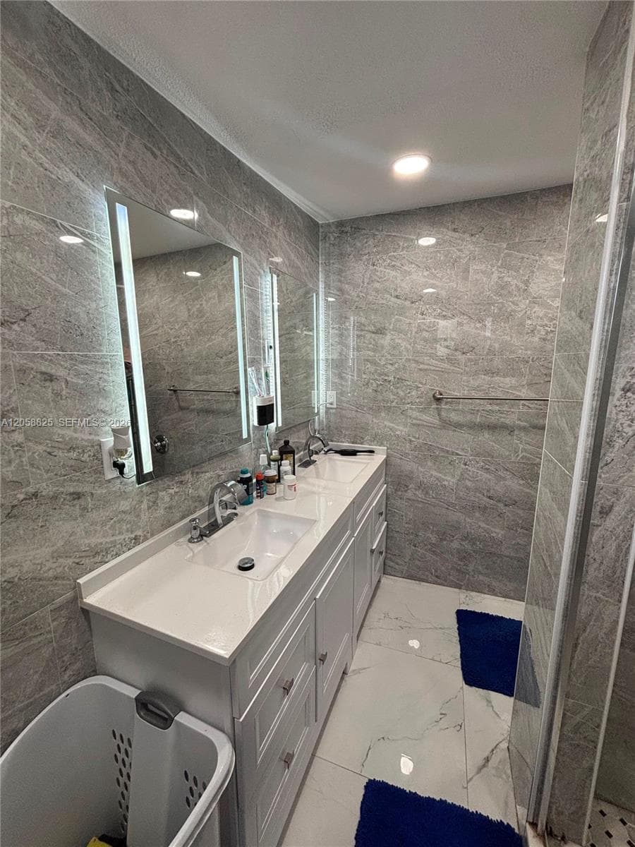 2855 NW 163rd St, Miami Gardens, FL 33054 — zdjęcie 3