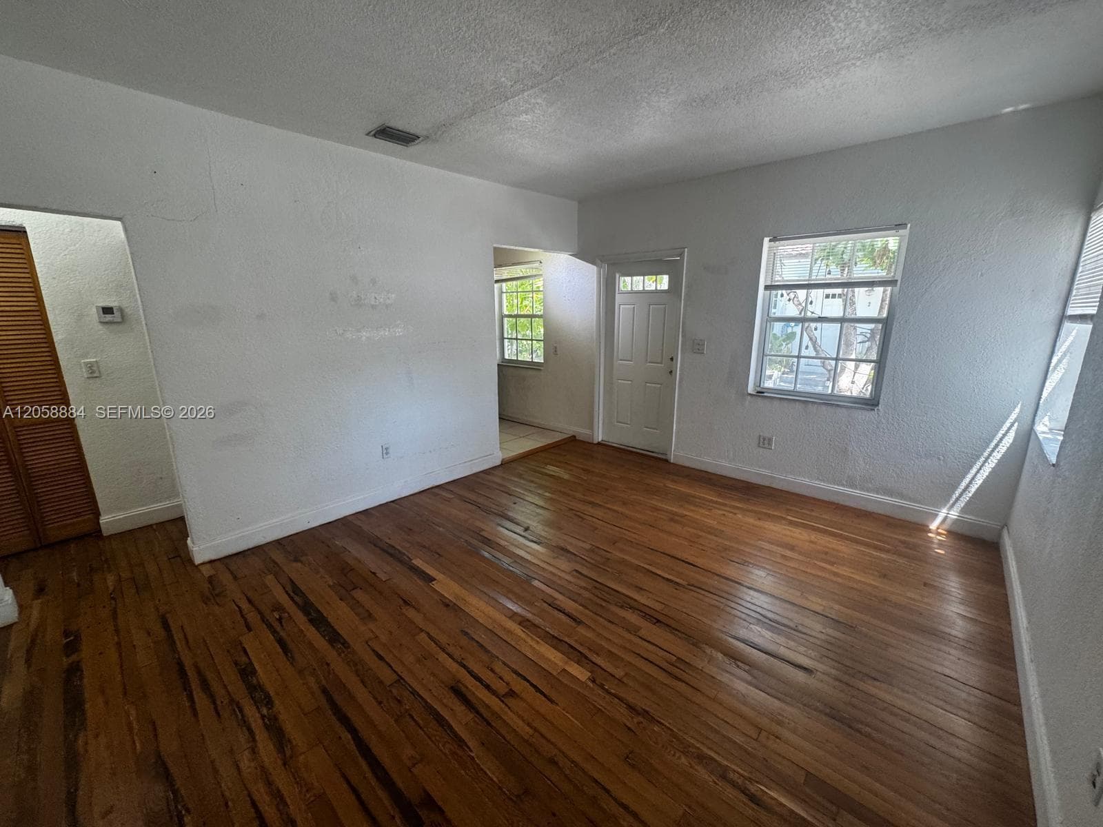 8335 Crespi Blvd # 2, Miami Beach, FL 33141 — zdjęcie 5