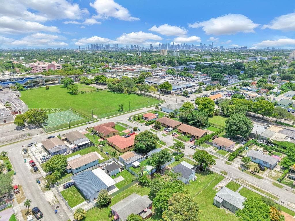 2925 NW 63rd St, Miami, FL 33147 — zdjęcie 5