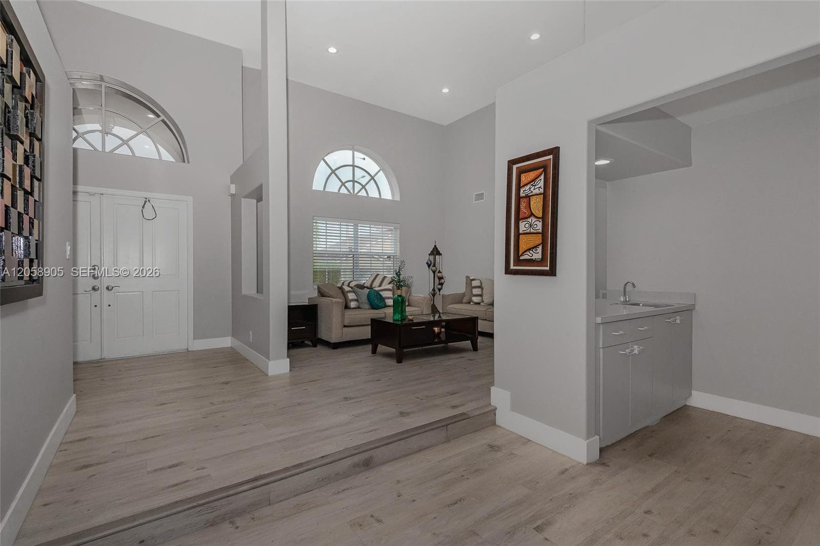 945 NW 202nd Ave, Pembroke Pines, FL 33029 — zdjęcie 4